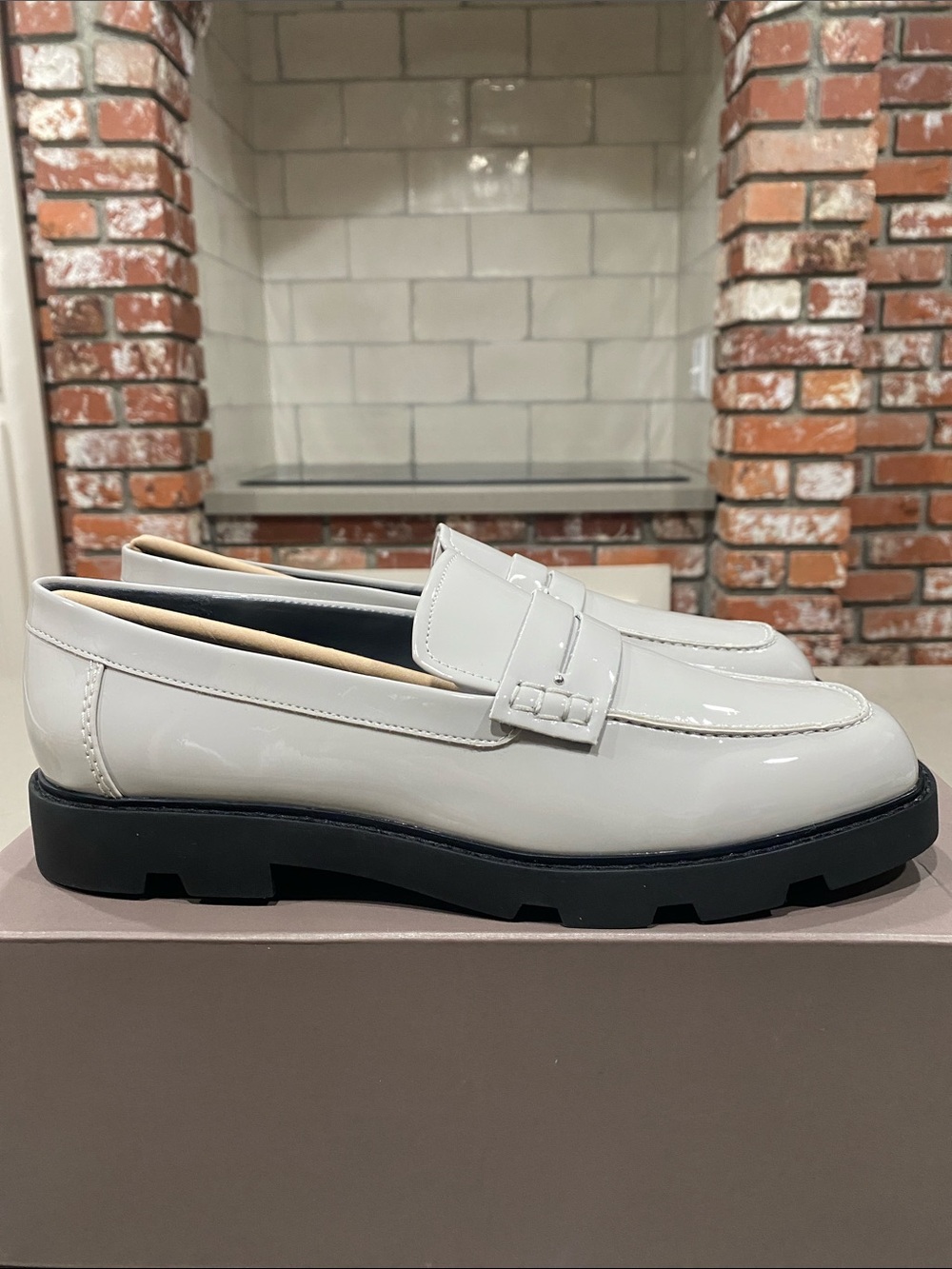 NIB franco sarto grey patent loafer womens 10 quinnley